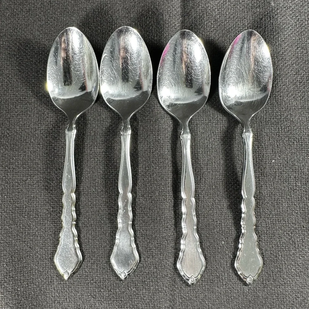 Oneida Satinique 18/8 Stainless Steel Teaspoon (Set of 4)